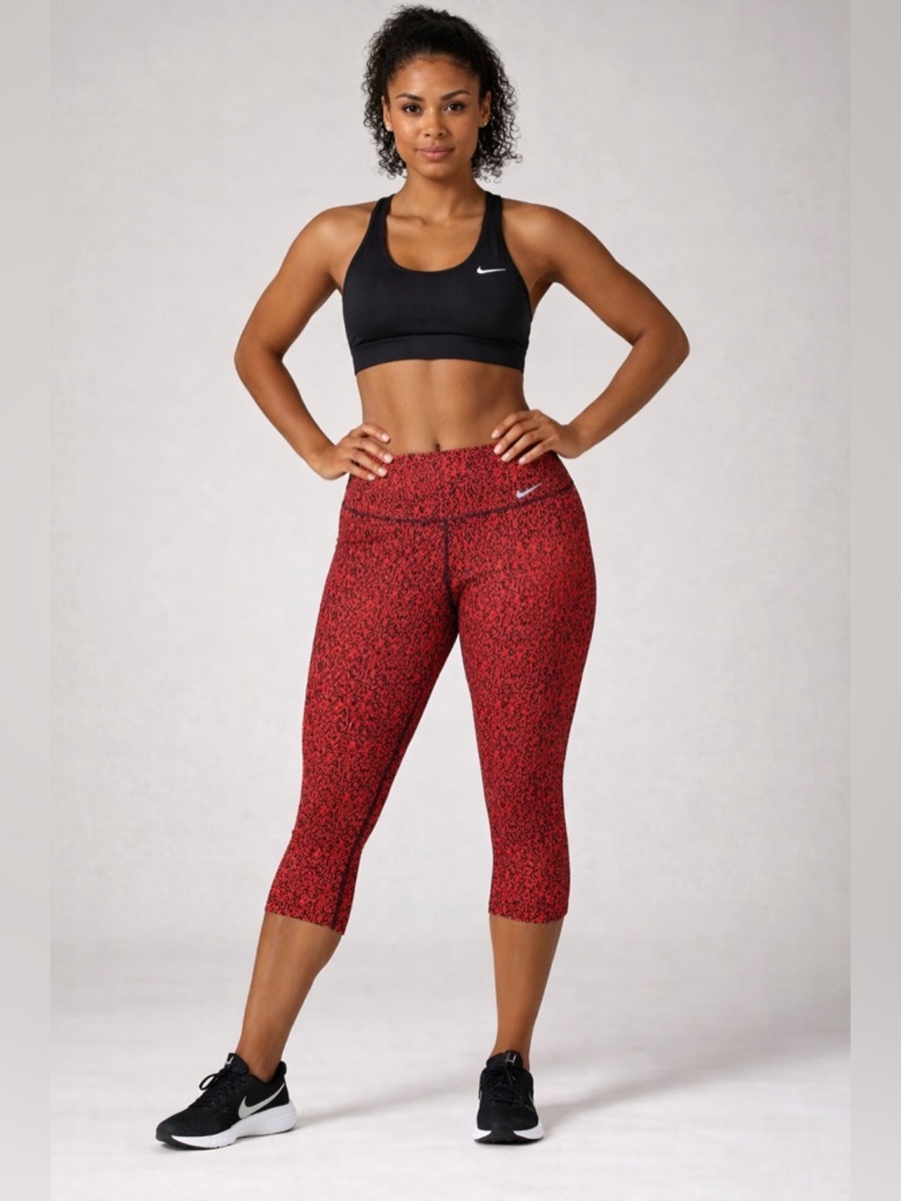Nike | Legend Dri-Fit Capri Pant Leggings - Size S